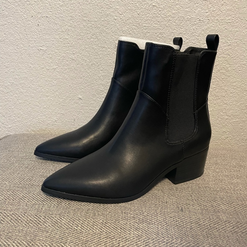 Express black booties